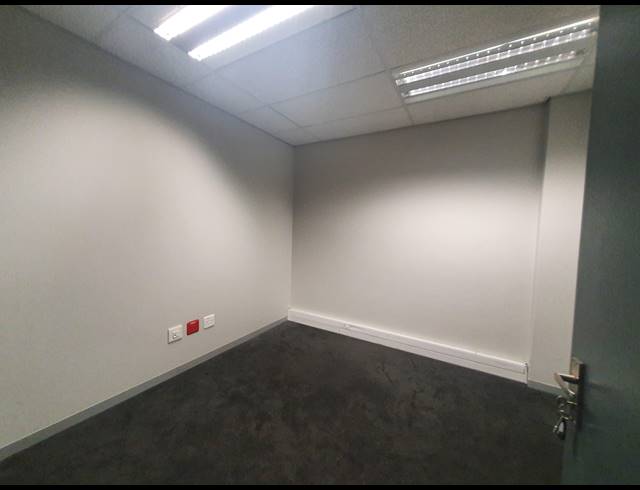 797M² OFFICE TO LET IN BEDFORDVIEW